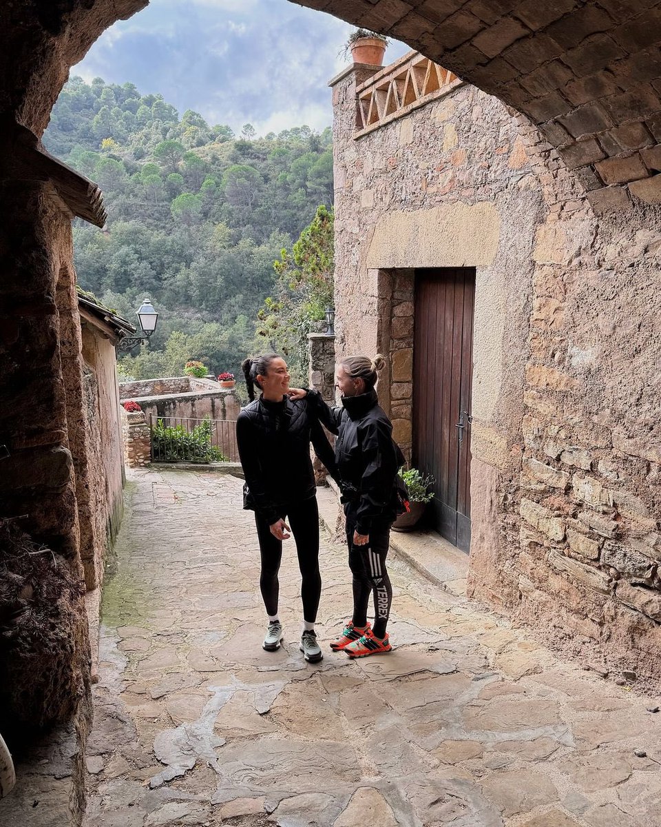 engenarchive's tweet photo. 📬 | ingrid via her ig (03.11.2024)

“🧘🏻‍♀️🍃❤️‍🩹🌙🏟️” https://t.co/DE9FWFcnSo