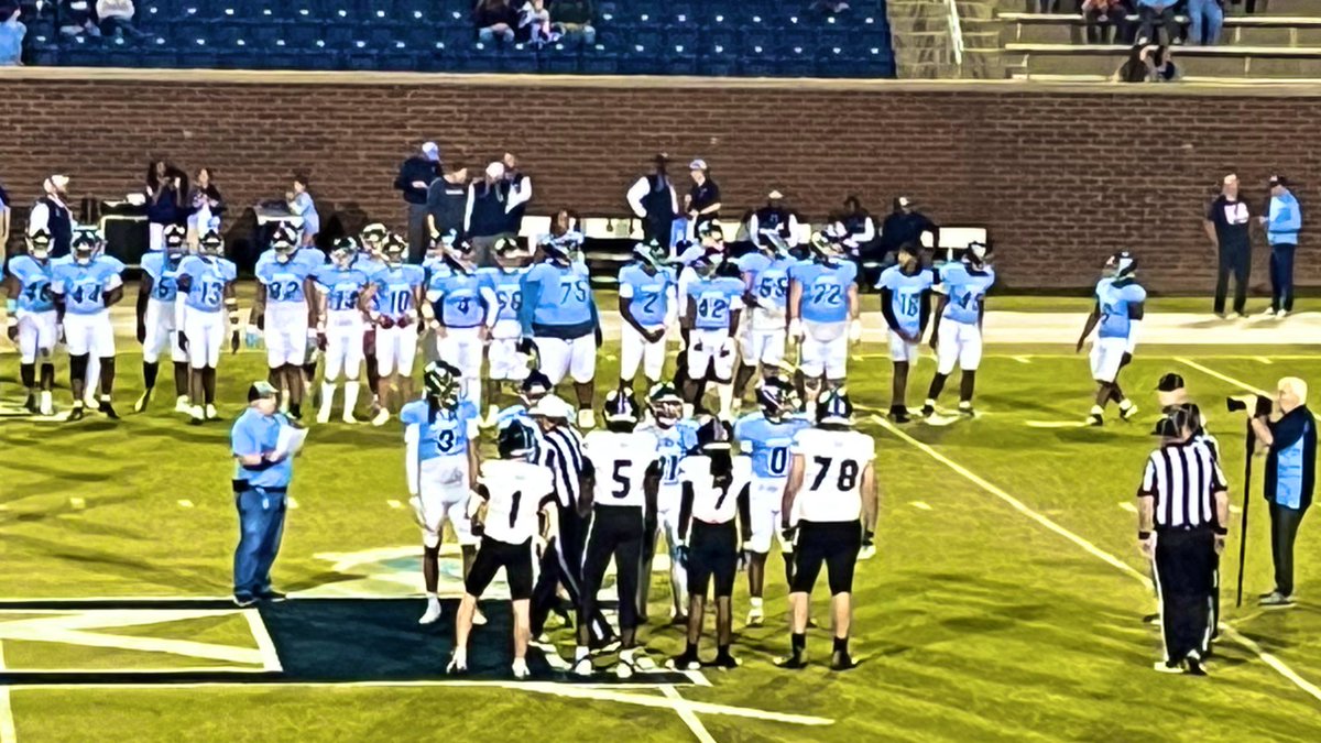 IsaacFunke2025's tweet image. Good Week at 93% Grade 🙌🏼 🏈 💪🏼 #Football_IQ #dowork 
@train0187 @coachwoolcock @coachhoff @HighSchoolBlitz @EastsideFBSC @RivalsWardlaw @greersportsstar  @ToddShanesySHJ @prepredzonesc @247sports @on3recruits