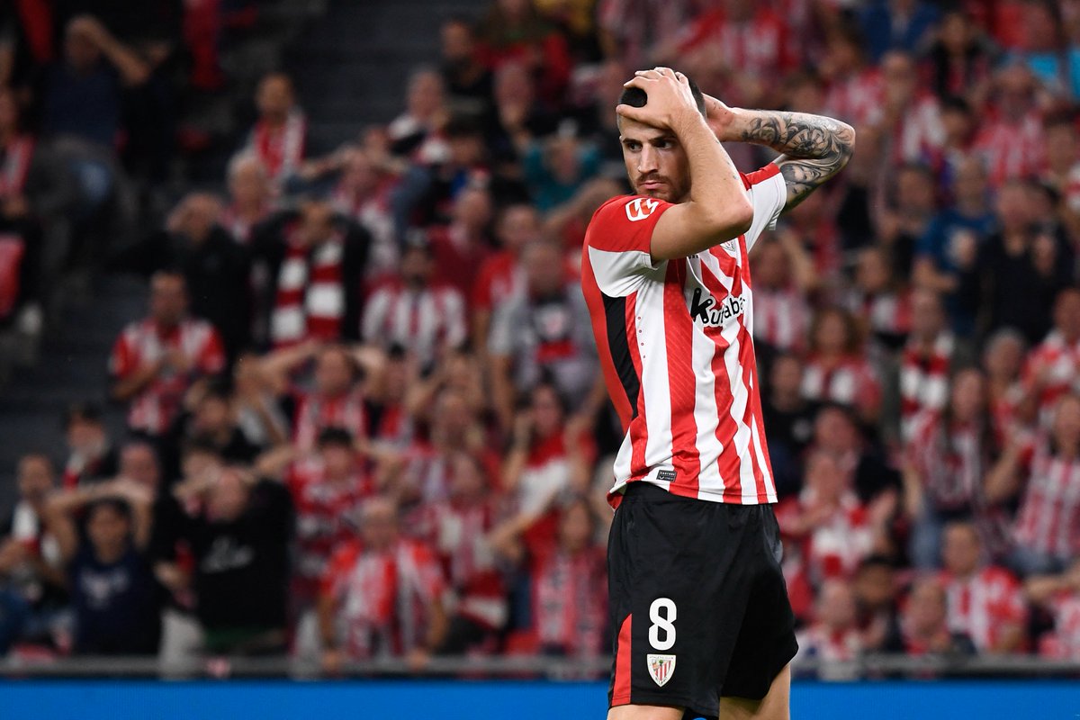 3 - <a href="/AthleticClub/">Athletic Club</a> have hit woodwork three times in the first half against Real Betis, a record for a team in a first half in a LaLiga match since Real Madrid against Levante in May 2022 (3). Jam.