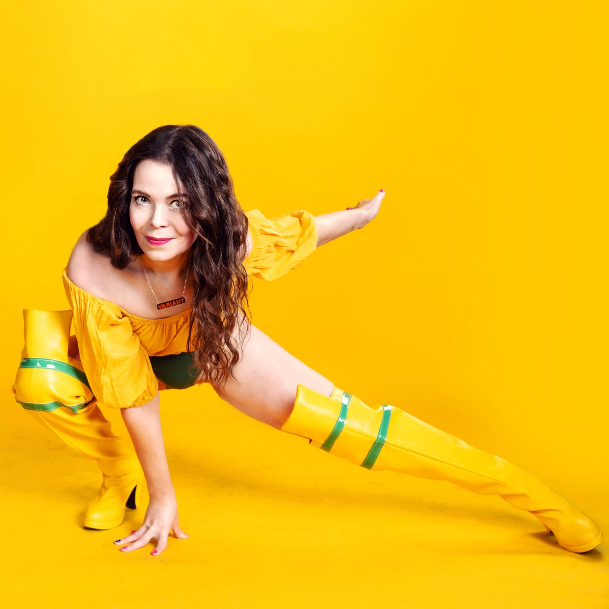 Juliette Burton FOLLOW ME ON BLUESKY tweet media