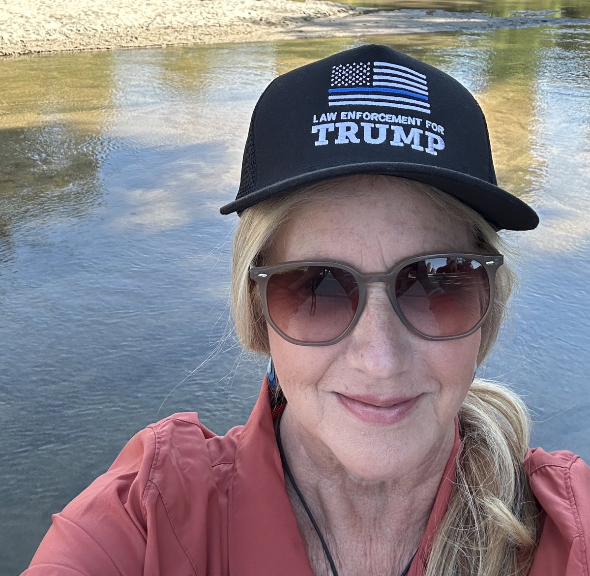 KathyEllenLane's tweet photo. Freedom vs Tyranny! Trump is the ONLY choice to save America 🇺🇸 #BringbackTrump #Vote #VoteTrump2024ToSaveAmerica #Trump #California #LawEnforcementforTrump https://t.co/YIYt7hAPVU