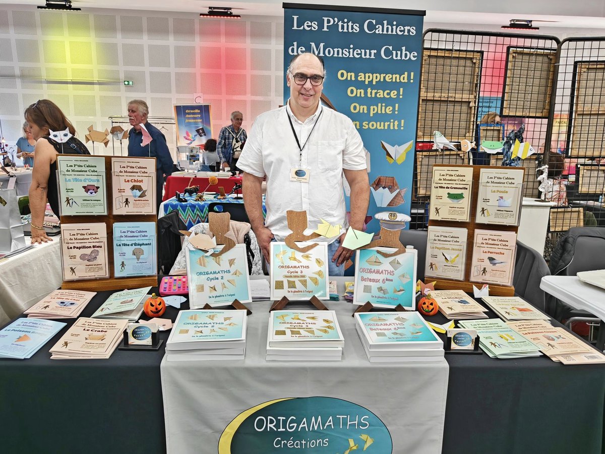 ORIGAMATHS's tweet photo. Origamaths Créations était à La Ciotat (Bouches du Rhône) les 2 et 3 novembre. Un magnifique  Salon du Livre et des Arts  où les Origamaths ont séduit les nombreux visiteurs.
Un grand Merci à toute l'équipe des bénévoles de La Ciotat Culture !
https://t.co/ftb7uFGzTy https://t.co/0YzX9cLKvc