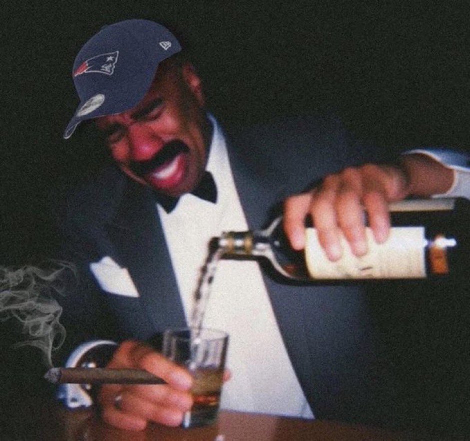 BostonCream's tweet photo. Watching the Patriots defense ruin Drake Maye’s legacy game. https://t.co/Y5g3JErFNe