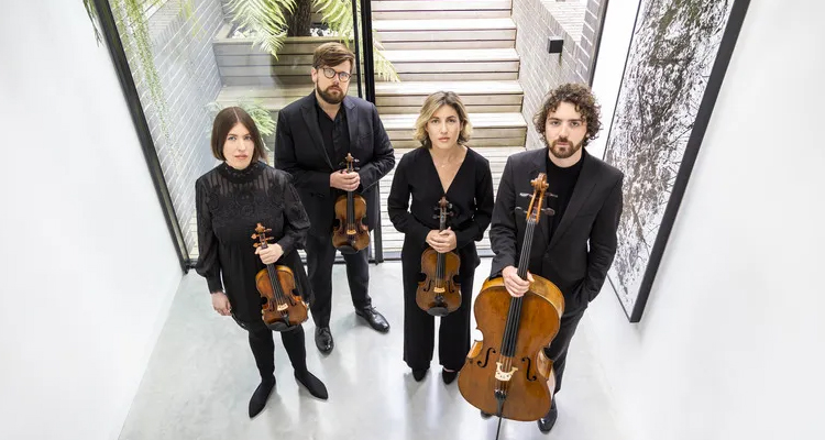 The Montrealer (@themontrealer) on Twitter photo Castalian String Quartet
For its return to Bourgie Hall, this ensemble offers us an eclectic program combining staples of the repertoire and astonishing discoveries.
#Chambermusic <a href="/SalleBourgie/">Salle Bourgie</a> #Montreal <a href="/CastalianQtet/">Castalian Quartet</a> #Beethoven #Schubert
themontrealeronline.com/l0nj Castalian String Quartet
For its return to Bourgie Hall, this ensemble offers us an eclectic program combining staples of the repertoire and astonishing discoveries.
#Chambermusic <a href="/SalleBourgie/">Salle Bourgie</a> #Montreal <a href="/CastalianQtet/">Castalian Quartet</a> #Beethoven #Schubert
themontrealeronline.com/l0nj