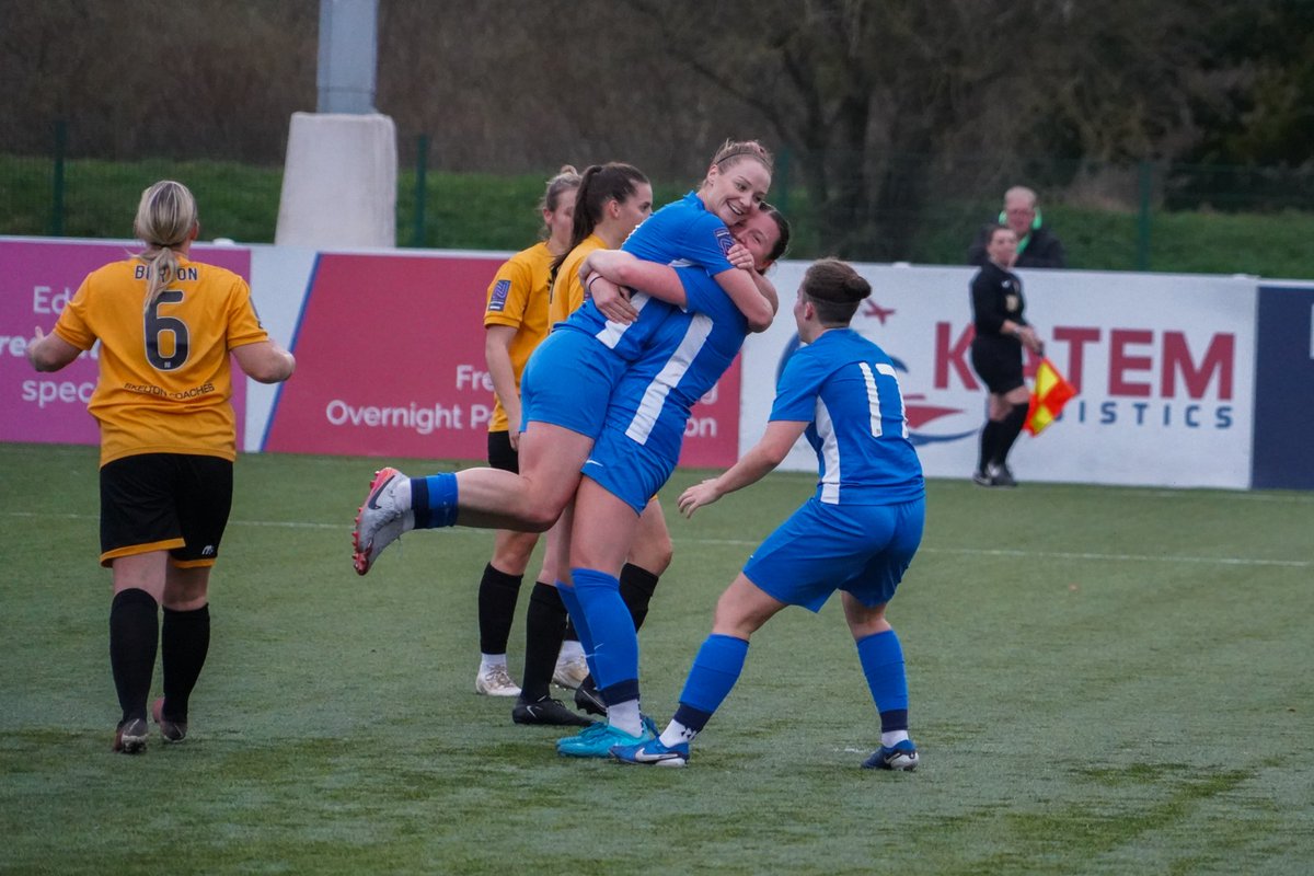 DurhamCestria's tweet photo. No sign of the Sunday night blues over here!

Thanks to @nathanjhirst for capturing the celebrations 📸

💙 https://t.co/jTmiiCnz5F