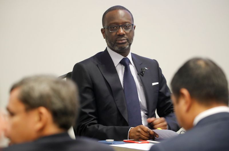 Tidjane Thiam semble traîner de nombreuses casseroles...lourdes. On en découvre de jour en jour et ce n'est pas bon pour quelqu'un qui nourrit une ambition présidentielle. Il y a en ce moment jusqu'à trois procédures judiciaires contre le candidat putatif du PDCI, toutes pour des