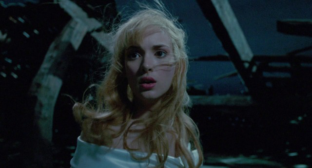 TheCinesthetic's tweet photo. Edward Scissorhands (1990) dir. Tim Burton https://t.co/iPGMk6irA1