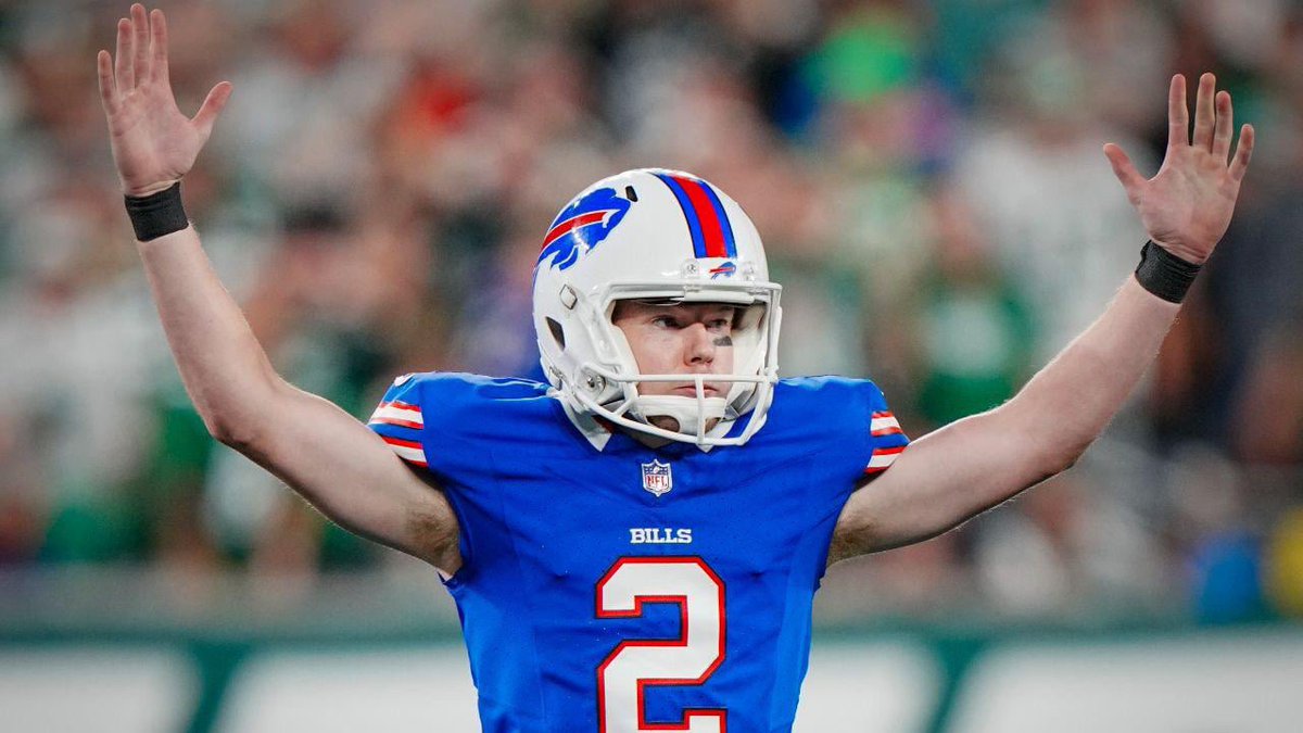 ghost__radio's tweet photo. I fucking love this team. Forever and ever. Go bills. https://t.co/C9LraJADMs