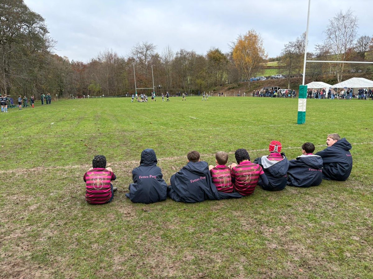 Well done to our U13 rugby 7’s team who made it all the way to the quarter finals today at the Ardvreck tournament! Great team effort!