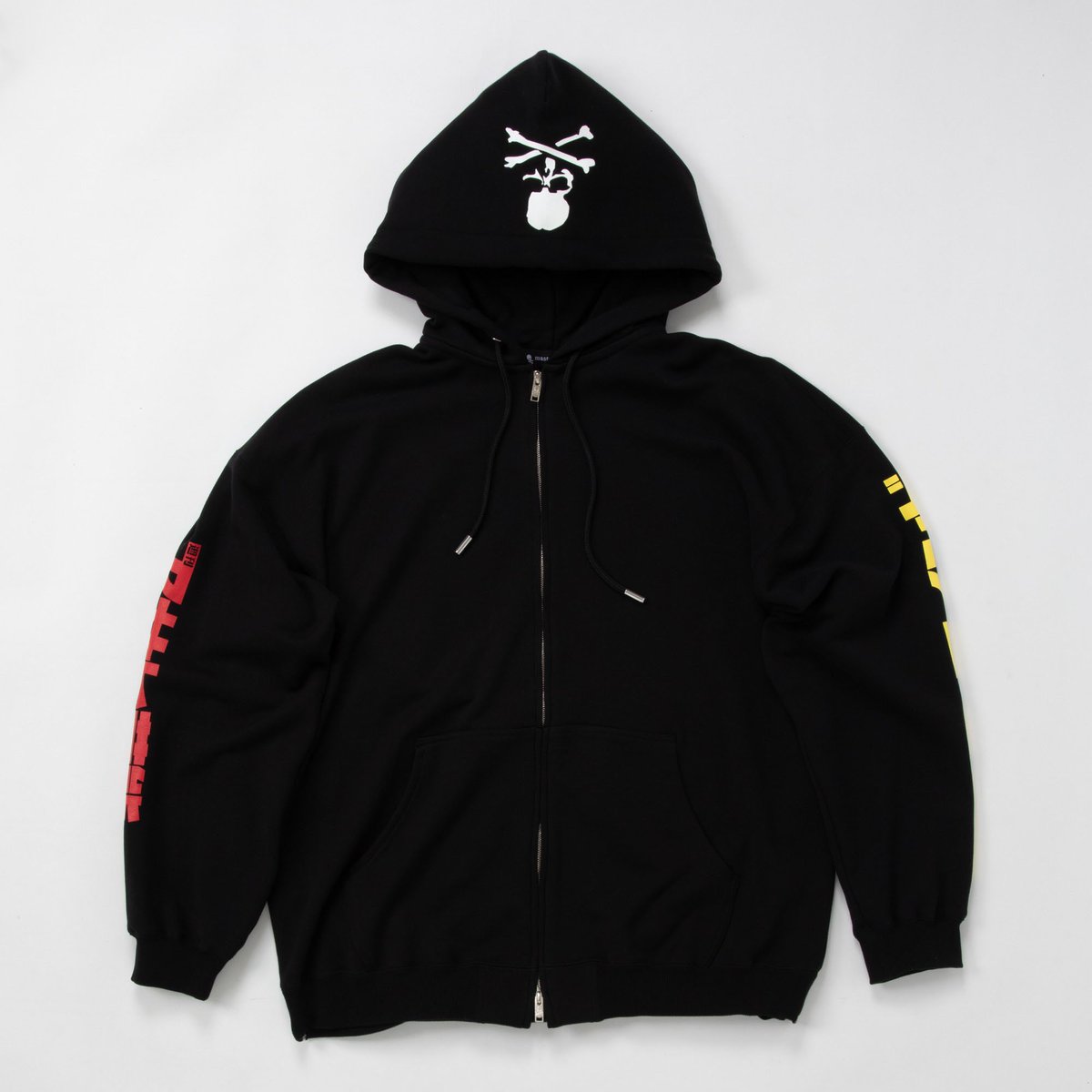AGeinou's tweet photo. 「マスターマインド・ジャパン×アサヒ芸能」裏毛フーディ(袖文字入り)S・M・L・XL 各5万円(送料・手数料別)
※後日、アサヒ芸能の誌面でM・Lサイズの販売抽選券を出します。続報をお待ちください。
https://t.co/HEGDT02eSP https://t.co/wjV8qCMyPo