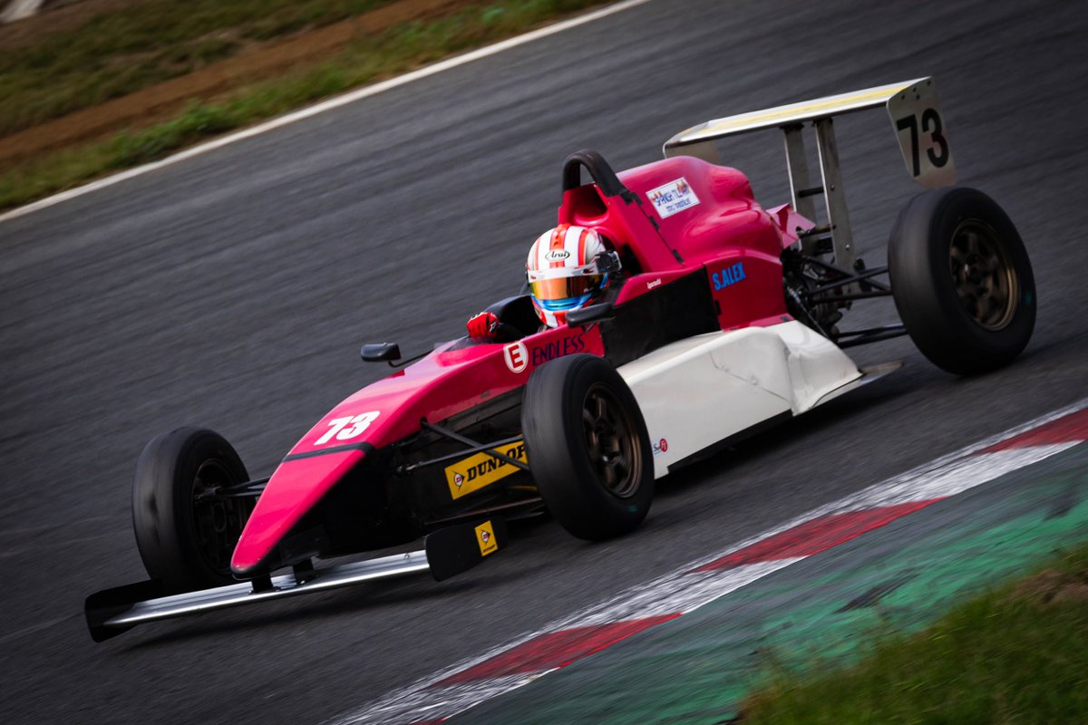 chiiracing2525's tweet photo. 筑波サーキット　スーパーFJ最終戦 https://t.co/gS50iy35Ms