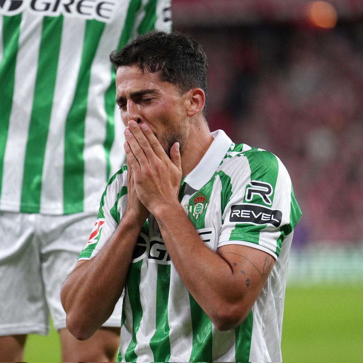 Iván tweet media