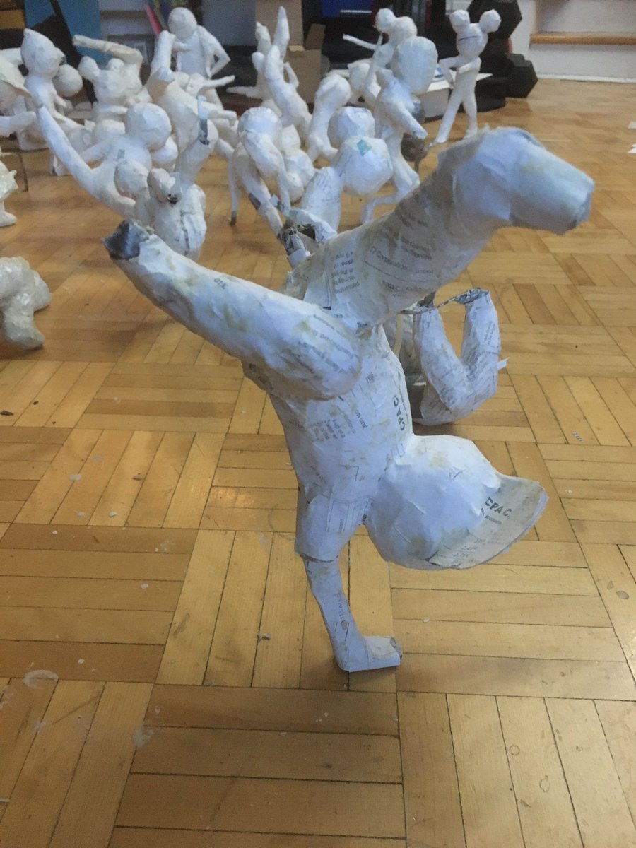 JonJonAnimation's tweet photo. RESCULPT. This is what I am calling my Reuse X Sculpture technique. Happy to share that I’ll be having two community “Resculpt” workshops coming up in November. One at the creative reuse centre CUCCR and one at Foulab hackerspace. #FloorKids #Noogie #sixstep #freeze https://t.co/scxYGMKgT9