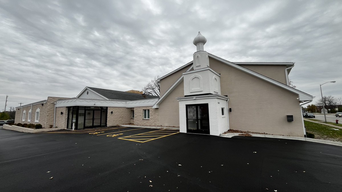 AhmadiyyaMosque's tweet photo. NEW: Baitul Qadir #Milwaukee  Wisconsin USA https://t.co/zrnjXGSobd