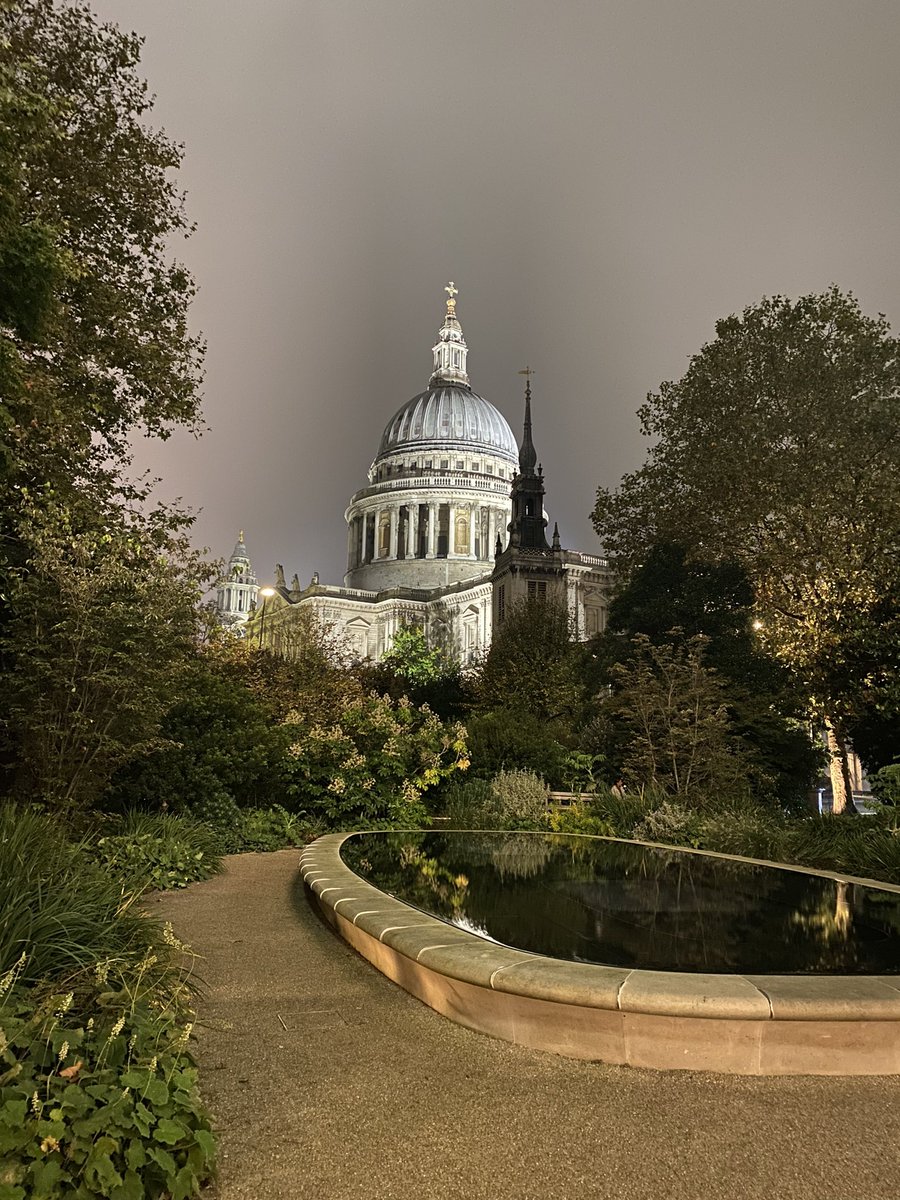 torricrapper's tweet image. Once again London you didn’t disappoint. #weekendsaway #friends #history