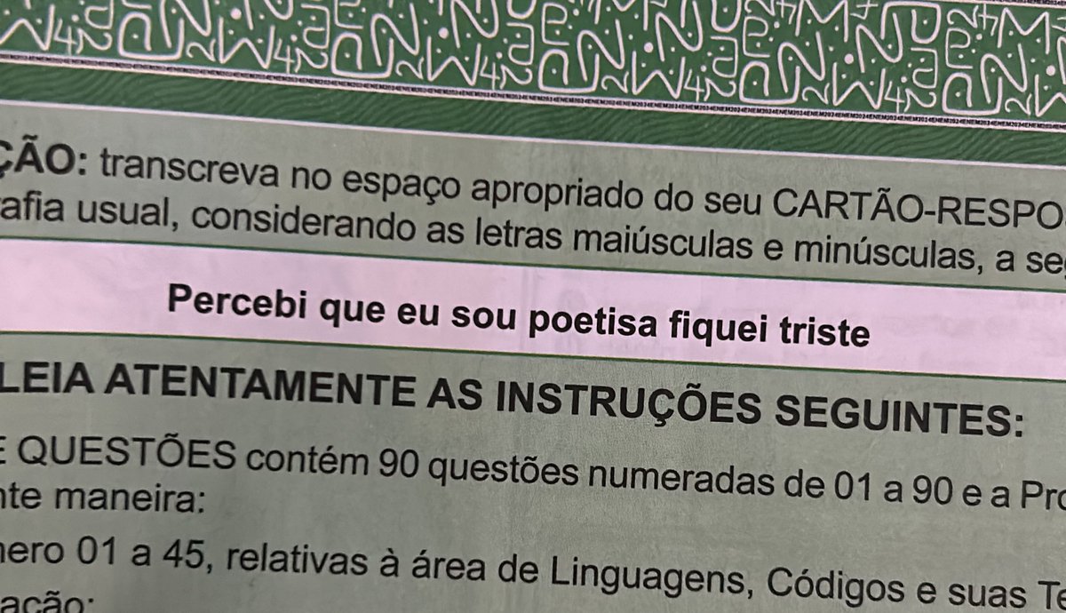 lisamarques's tweet image. O Enem me deprimindo já na primeira página