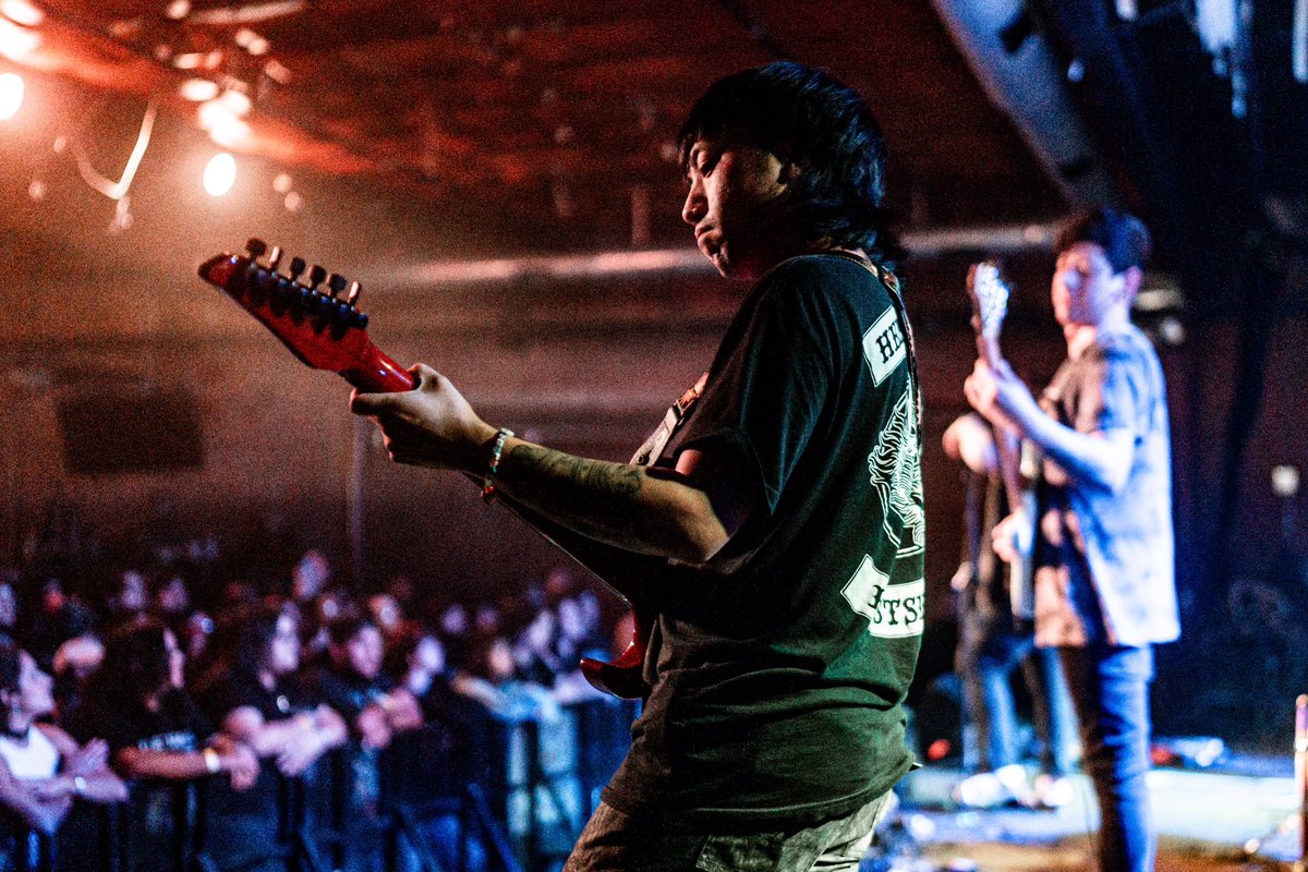 Dwellings (@dwellingsband) on Twitter photo SAN ANTONIO WAS A VIBE! Y’all were a great crowd! We are playing the Scout Bar in HOUSTON, TX tonight!! See you there!
📷: <a href="/Cubmundo/">Edmund Velasco | Touring Music Photographer</a> SAN ANTONIO WAS A VIBE! Y’all were a great crowd! We are playing the Scout Bar in HOUSTON, TX tonight!! See you there!
📷: <a href="/Cubmundo/">Edmund Velasco | Touring Music Photographer</a>