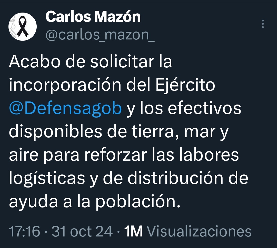 Zarok_'s tweet photo. @carlos_mazon_ Esto fue el jueves, sinvergüenza. Sin luz, ni agua, con cadáveres de familiares en las casas, y usted agradeciendo la visita del tirano @sanchezcastejon para hacerse la foto por la mañana, y por la tarde solicitando al Ejército. 

Dimita ya. https://t.co/ln4Ybpcug0