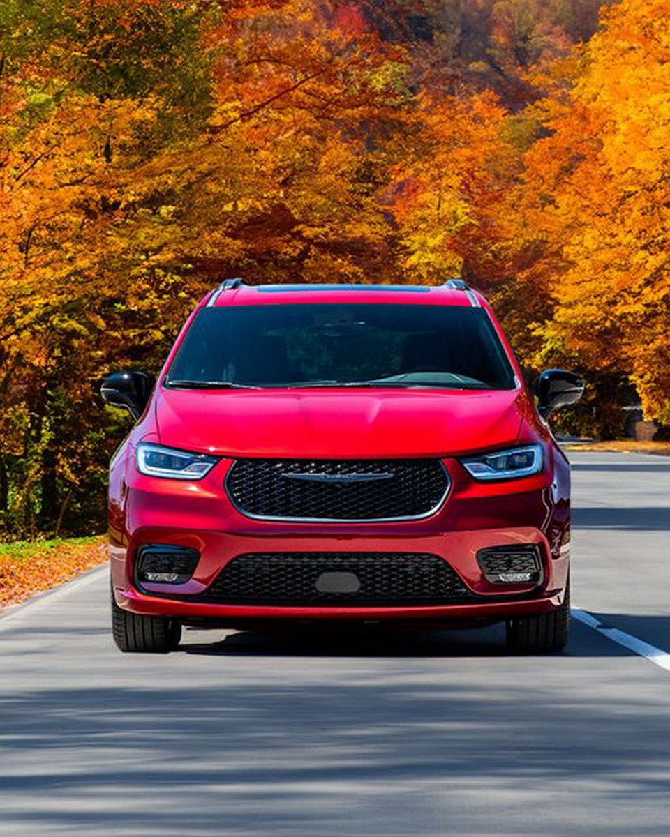 CourtesyCJD's tweet photo. Inspired by the color of the season. https://t.co/gfEbiwQTSs