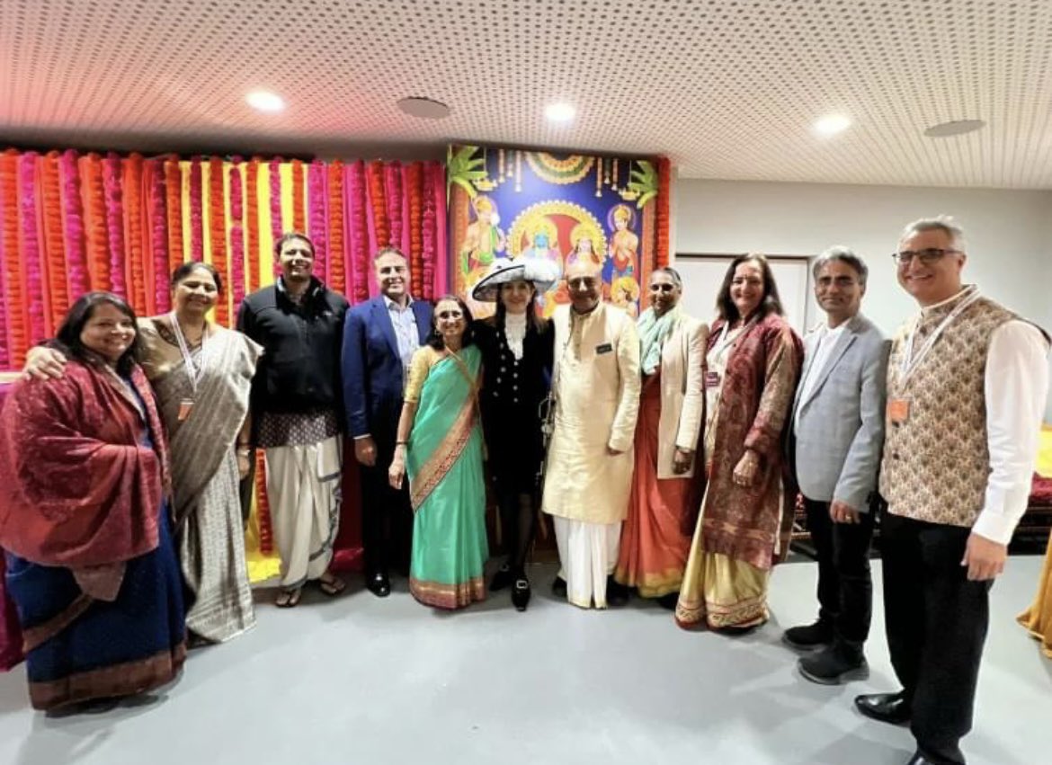 Herts High Sheriff (@hertssheriff) on Twitter photo A special moment experiencing 'Lights on the Lake' at <a href="/ISKCON_Manor/">Bhaktivedanta Manor</a> Diwali Festival tonight and releasing one of the 3,500 lotus flower candles now glowing on the water and lighting up the surroundings of Lord Vishnu’s temple. Inspired by Lord Rama’s homecoming, a beautiful…1/2 A special moment experiencing 'Lights on the Lake' at <a href="/ISKCON_Manor/">Bhaktivedanta Manor</a> Diwali Festival tonight and releasing one of the 3,500 lotus flower candles now glowing on the water and lighting up the surroundings of Lord Vishnu’s temple. Inspired by Lord Rama’s homecoming, a beautiful…1/2