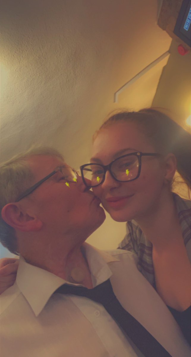 Michaela.SLT tweet media