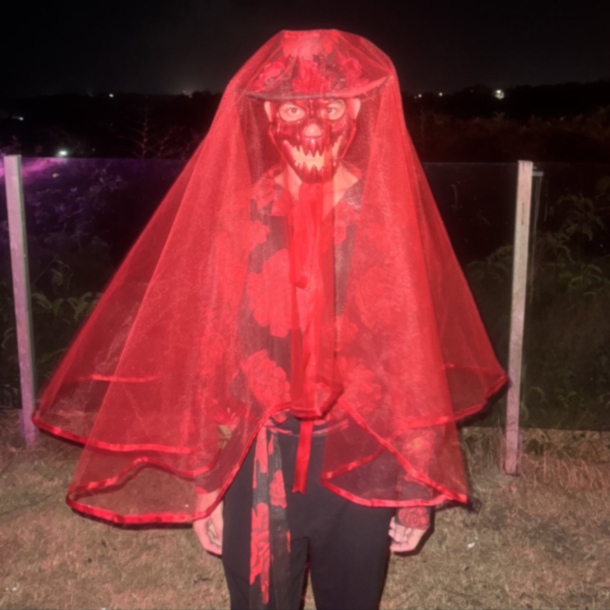 soouel's tweet photo. #Roleween ❤️🌹 https://t.co/8wGacZW8R9