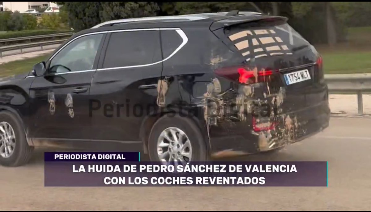 Capitana_espana's tweet image. 🔴 PAREN TODO!!!
El coche de Pedro Sánchez a la salida de Valencia por la autopista VS la imagen que nos han hecho circular.

Saquen sus conclusiones.