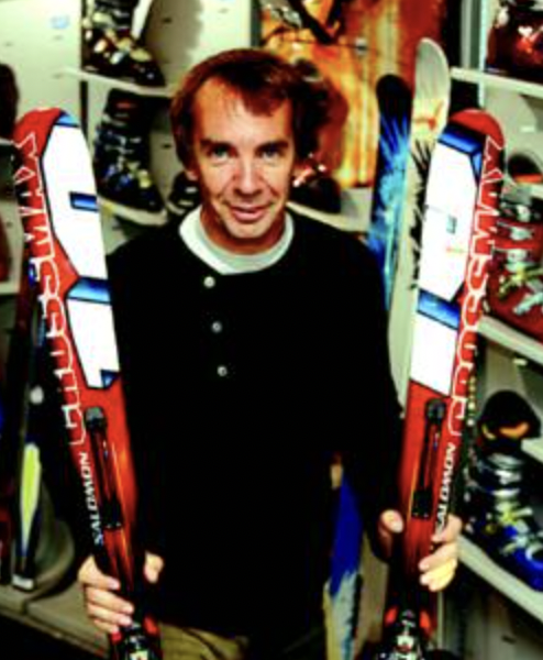Maitech_'s tweet photo. Jean-Luc Diard arrancó su carrera como pasante de Salomon en 1982, empresa líder en indumentaria para esquí y actividades al aire libre. Gracias a su enfoque en la investigación, innovación y desarrollo de nuevos productos, a los 16 años de haber entrado, se convirtió en el CEO. 

En Salomon fue donde conoció a Nicolas Mermoud, quien se convertiría en su socio.