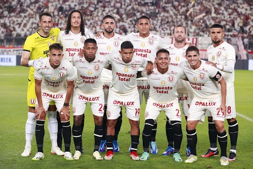 ErrorArbitralTR's tweet photo. ¡UNIVERSITARIO ES EL CAMPEÓN DE LA LIGA 1 2024!

Bienvenidos al centenario del equipo MÁS GRANDE del fútbol peruano. https://t.co/47jOWu20sn