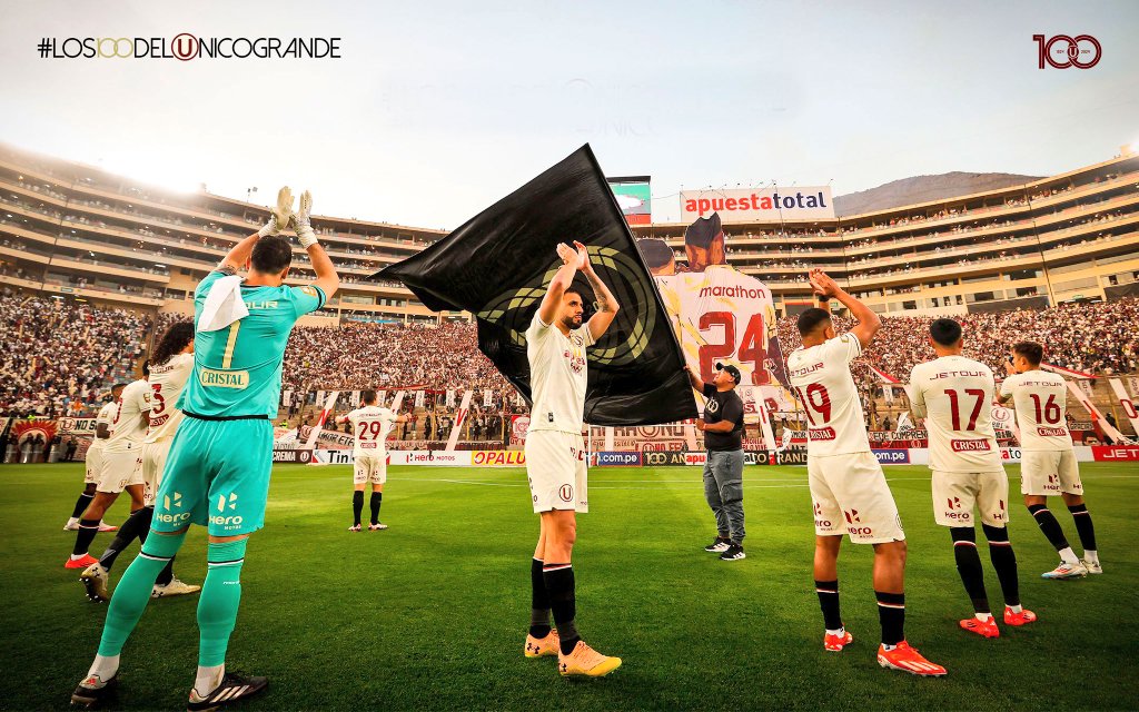 <a href="/Universitario/">Universitario</a> es el único club de futbol del mundo en salir campeón en sus:

✅Bodas de Plata (25 años-1949)
✅Bodas de Oro (50 años-1974)
✅Bodas de Diamante
(75 años-1999)
✅Víspera del Centenario (99años-2023)
✅Año del Centenario
(100 años-2024)

SOMOS BICAMPEONES HDPS