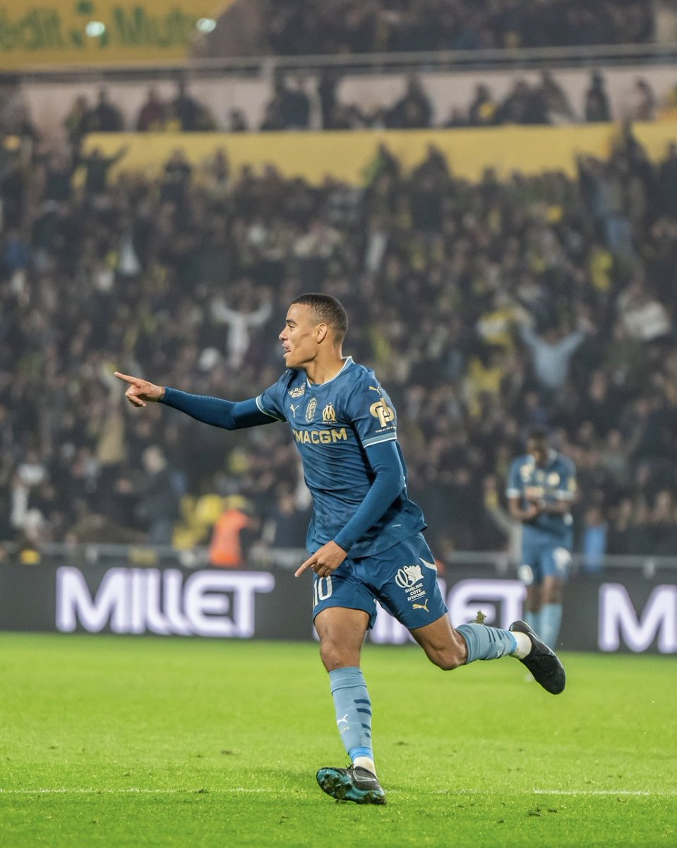 ⚽️Supporters⚽️

On se follow tous !!!!!!!

Déposes ton @ si tu es content ce soir !

#TeamOM 💙🤍