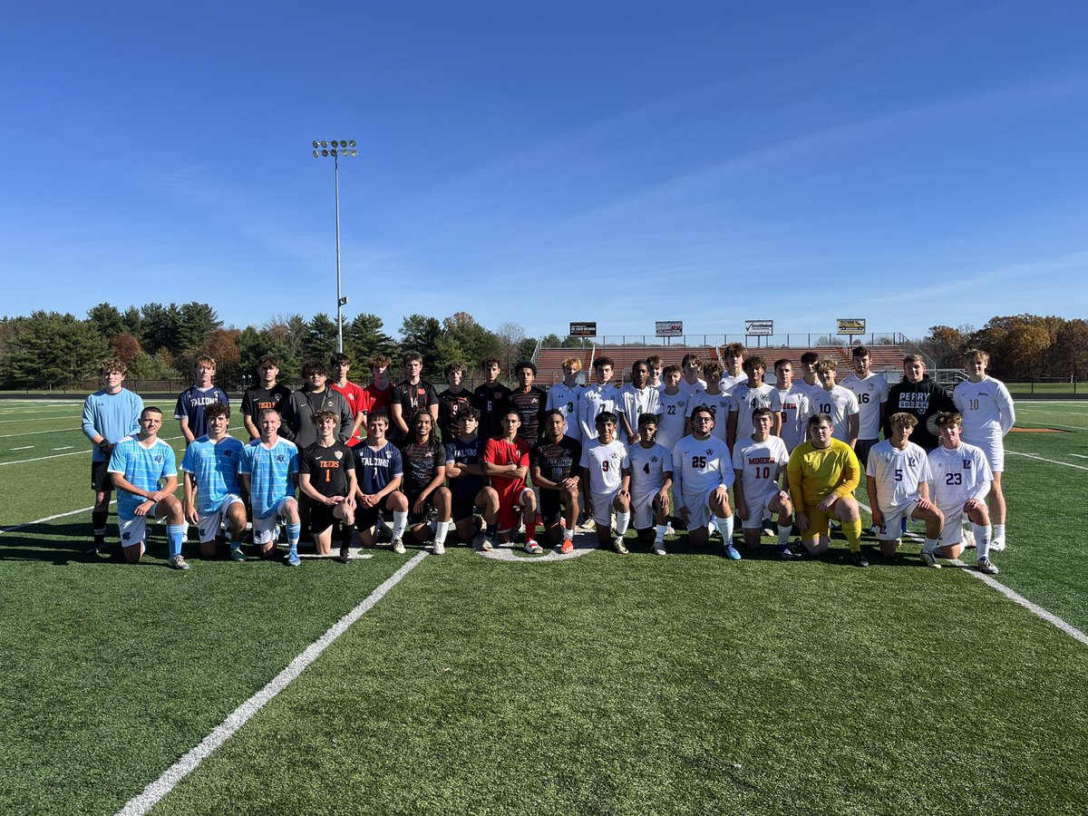 GlenOak Boys Soccer (@glenoaksoccer) on Twitter photo <a href="/GlenOakSoccer/">GlenOak Boys Soccer</a> was well represented today at the Senior Stark County All-Star Game. These boys were on the winning side of a 5-1 victory and contributed to 3 goals and 1 assist. We will miss you wearing the Green and Gold. <a href="/GlenOakSoccer/">GlenOak Boys Soccer</a> was well represented today at the Senior Stark County All-Star Game. These boys were on the winning side of a 5-1 victory and contributed to 3 goals and 1 assist. We will miss you wearing the Green and Gold.