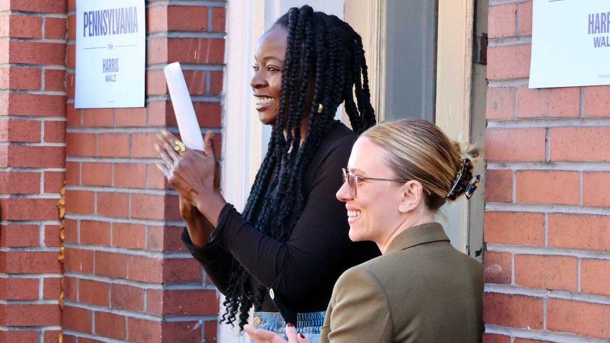 KamalaforPA's tweet photo. Scarlett Johansson and @DanaiGurira hit the campaign trail in Pittsburgh today to support @KamalaHarris.

They made sure our marvel-ous volunteers were fired up to get out and talk to voters in the last 48 hours of the election! 💥

Sign up to canvass at https://t.co/IVNgzpO1qc. https://t.co/Ygw2OdqLOU