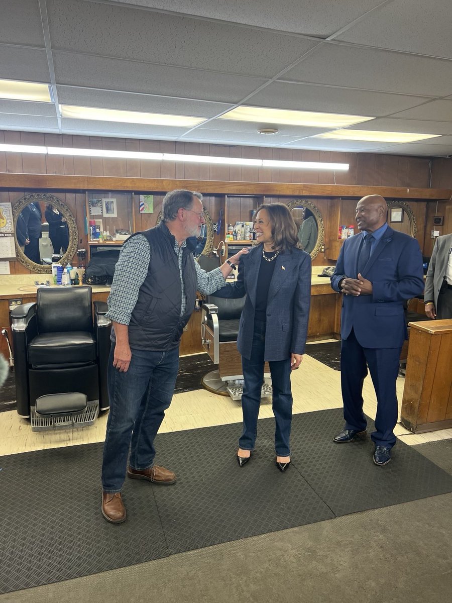 Gary Peters tweet media