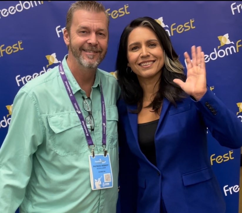 PatrickHiebert's tweet photo. Interesting how the very intelligent folks I had the privilege to meet a few months ago have all chosen the same side!

As a libertarian, I am only pro policies, not politicians.  And that is an easy choice this election since only one side has policies! https://t.co/03TIY0Euhs