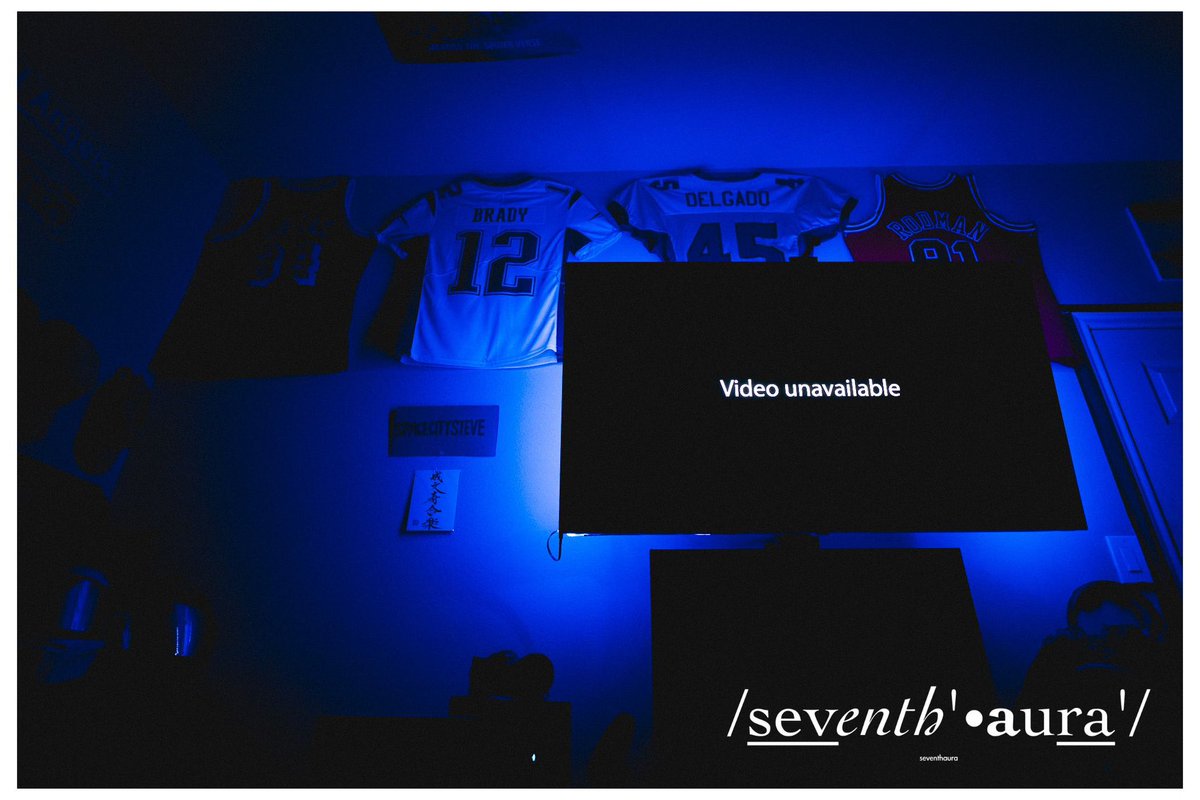seventhaura's tweet photo. Quick Flix: ROOM TOUR [stills edition] 
A thread 🧵 

For those that prefer traditional media 📸‼️ #quickflix https://t.co/jkWJGrrLgu #photography #houstonphotographer #htxcreatives #houstonart #houstonphotography #sonyalpha #sonyshooter https://t.co/d6v8DSyb5q