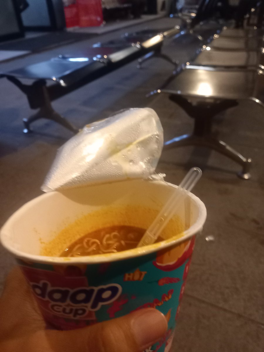 Beberapa kali ketemu gagal , dan juga terkadang bertemu  berhasil sih. Yaudah