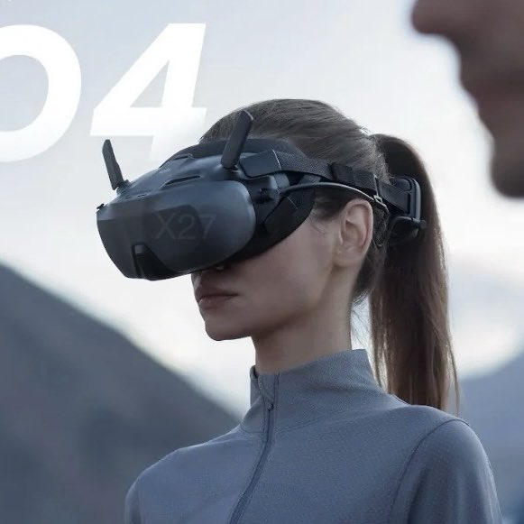 ADDISON396's tweet photo. The new goggles leaked (kinda) https://t.co/vJ4uAzJphz