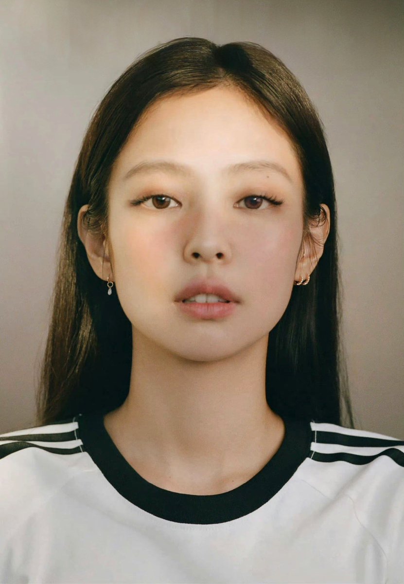 jennie tweet media