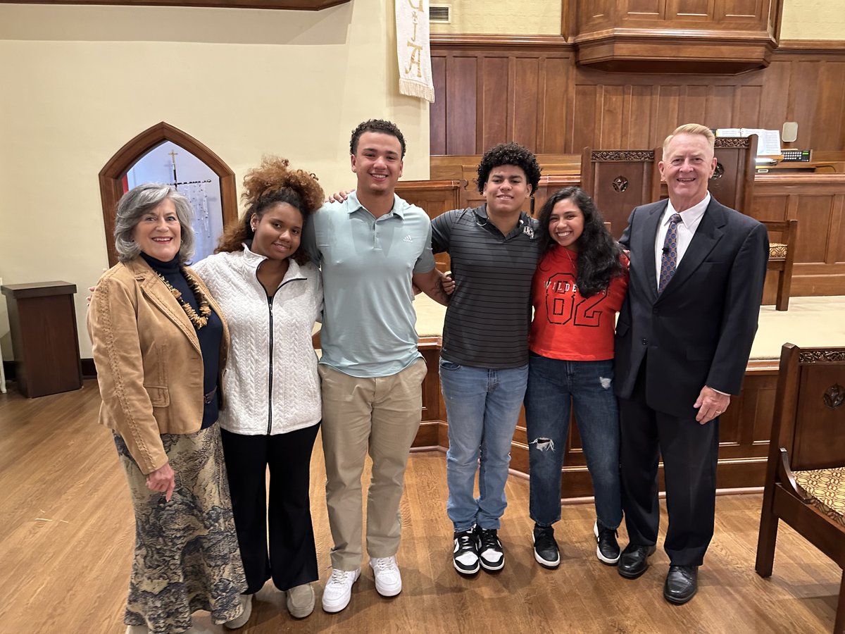 ChowanU's tweet photo. Grateful to Woodland Baptist, Early Baptist, Roberts Chapel Baptist, Boykins Baptist, First Baptist Ahoskie, Conway Baptist, Murfreesboro Baptist, St. Charles Borromeo, Creeksville Baptist, &amp; Rountree Temple churches who welcomed Chowan Sunday! 💙✝️ 

#FaithFamilyFuture https://t.co/dVO4QWKBiZ