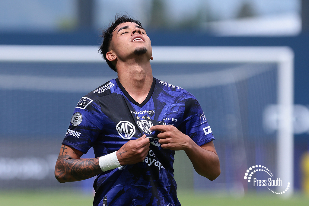 Kendry Páez festeja su segundo gol 📸pressouth.com