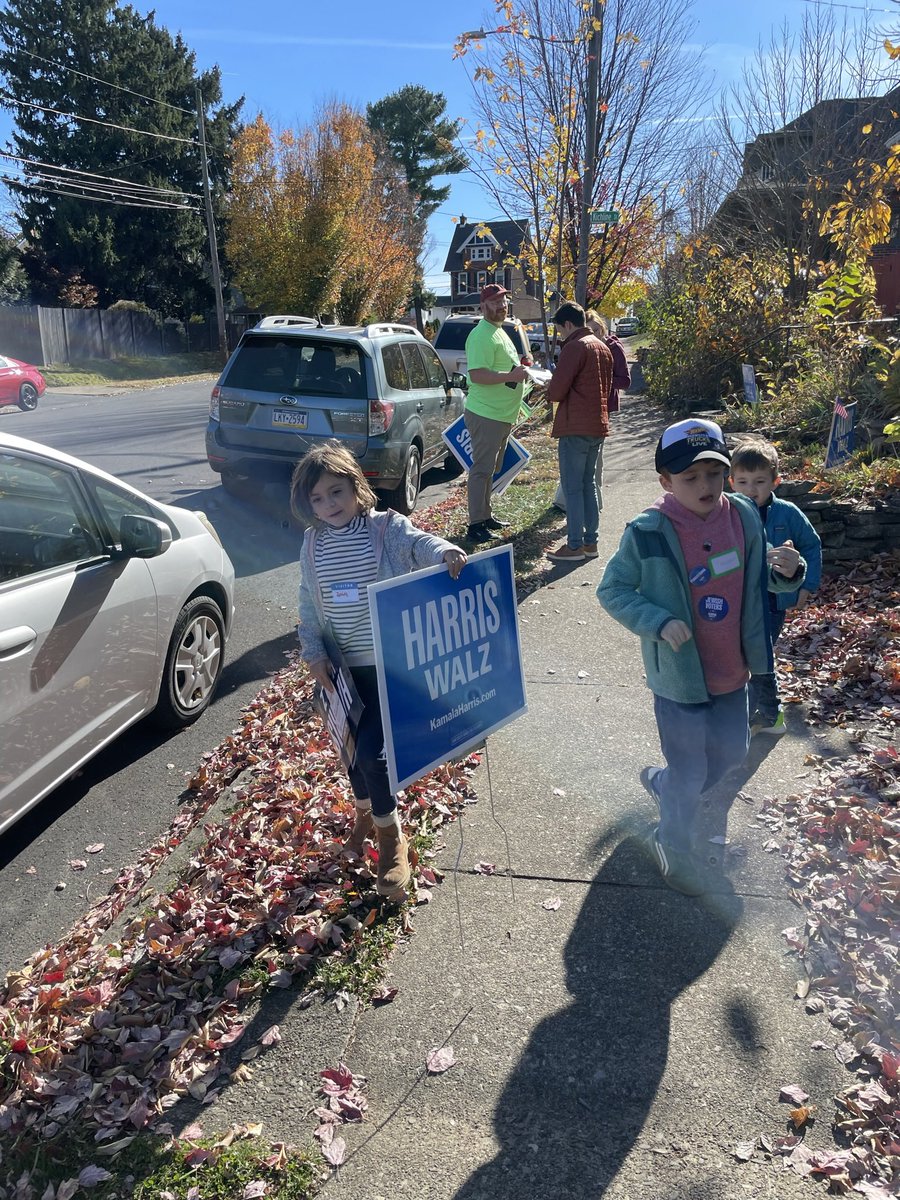 Ton of enthusiasm for <a href="/KamalaHarris/">Kamala Harris</a>  and <a href="/Tim_Walz/">Tim Walz</a> in Bethlehem and Allentown, PA. These crack Democratic operatives knocked on over 70 doors. <a href="/blandro/">Blake Landro</a> <a href="/SarahEMcBride/">Sarah McBride</a>