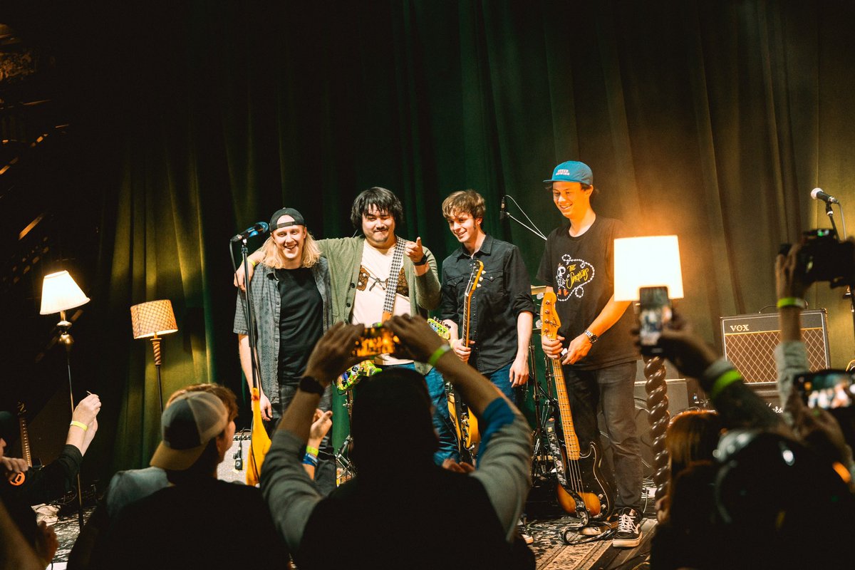 Pullstring (Official Band) 🧵🎶🎸 tweet media