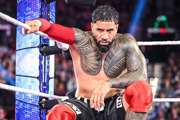 enforcerchis_'s tweet photo. If Cody Rhodes never returned who should’ve dethroned Roman Reigns? https://t.co/og0sbNUIuZ
