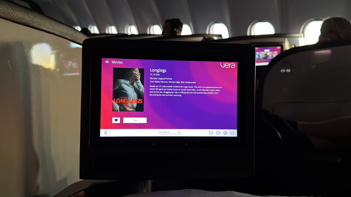 Moojenowski's tweet photo. I think this is gonna be the move for this LHR flight. https://t.co/NGMA5zBGkJ