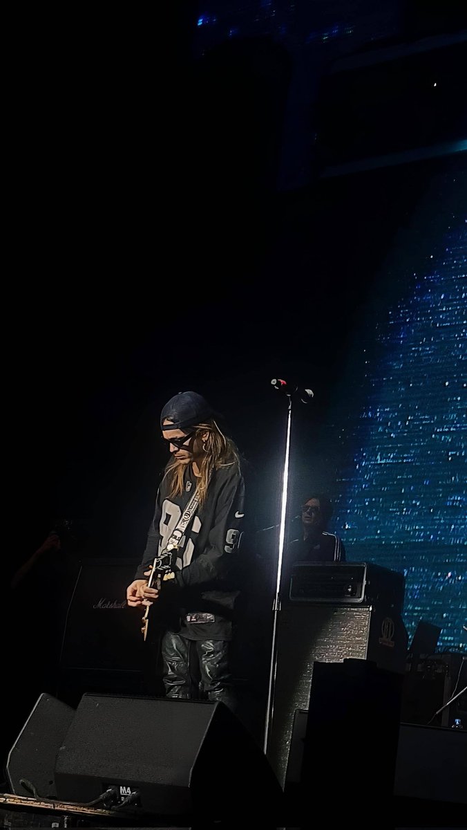Victelechea's tweet image. Que hombre 🔥 @AIRBAGoficial