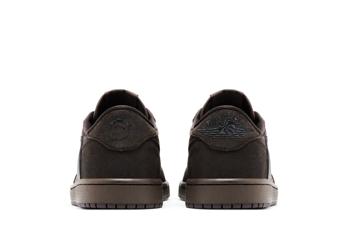 KicksFinder's tweet photo. RETAILER LOOK: Travis Scott x Air Jordan 1 Low OG SP "Dark Mocha" 🫘🌵

🗓️ December 21st, 2024
📝 DM7866-202 (MENS); DO5442-202 (PS); DO5441-202 (TD)
💰 $150; $80; $65 USD
💵COP OR 🚮DROP? https://t.co/82ggFnNCJt
