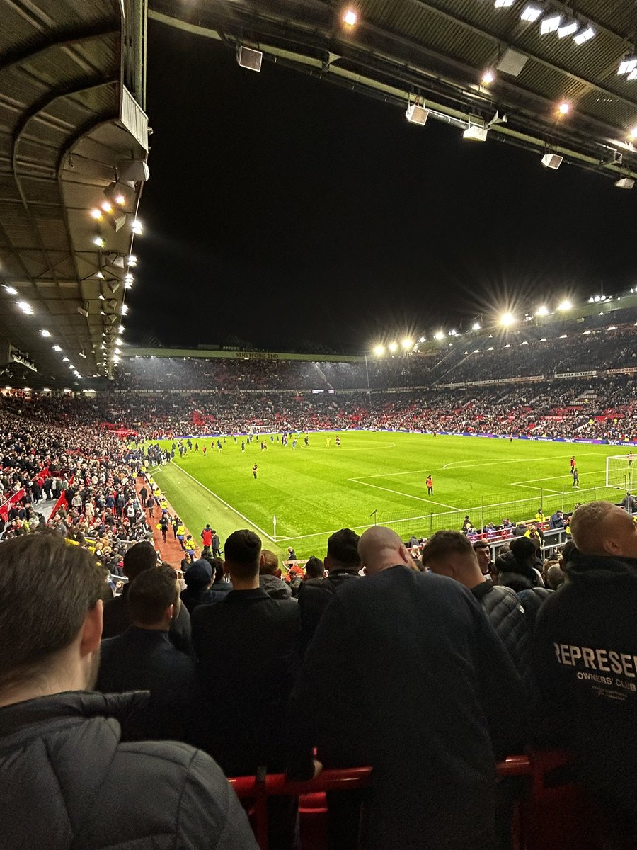 Tom905673 tweet media