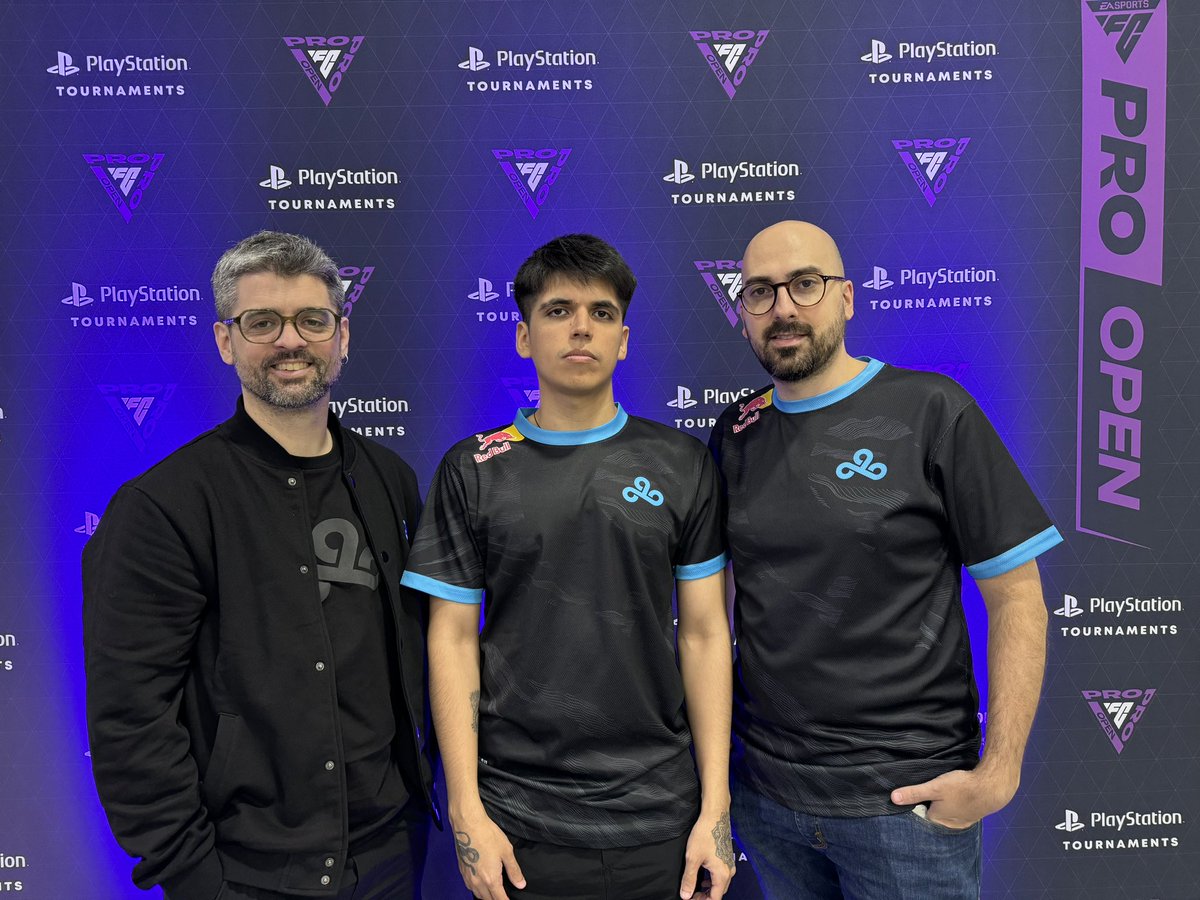 CLASIFICADO AL FC PRO OPEN ✅

Después no de haber clasificado el año pasado, vine por la revancha y estoy muy contento de haberlo conseguido 😌

Gracias <a href="/feraspe/">Fer Aspe</a> y <a href="/_JuanMa_S_G/">JuanMa_S_G</a> por todo lo que laburan y también a todos los que me apoyan ❤️

Seguimos.