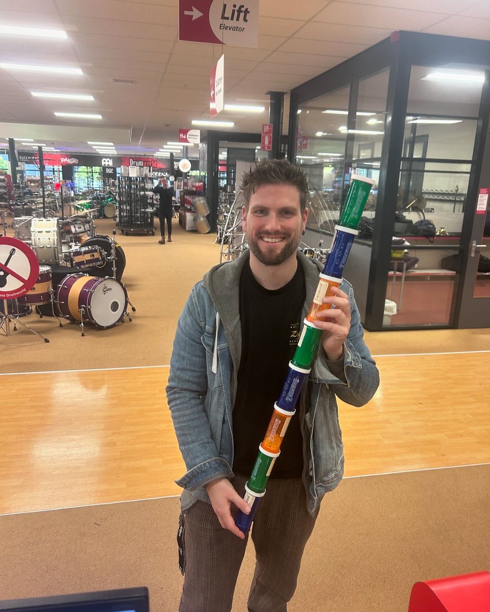 GroverProPerc's tweet photo. Always ready to groove, Grover Pro Shakerz!
#Repost @mike_percussionist Shake it baby!
What’s cooler than being cool? 𝐈𝐜𝐞 𝐜𝐨𝐥𝐝 🤓
Got myself 26” of #shakerz by @GroverProPerc
#groverpro #groverproshakers #percussion #gringopercussionist #shakeshakeshake #shakerz https://t.co/ZMZ5HBs4ZB